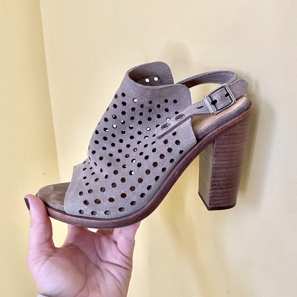Rag & Bone Heels Size 6 Wyatt Boho Suede Perforated Holey Chunky Heel Peep Toe